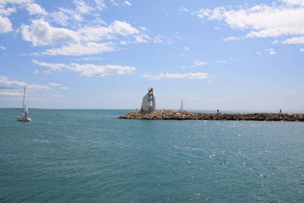Naviguer dans le Golfe du Lion depuis La Grande Motte : guide du plaisancier